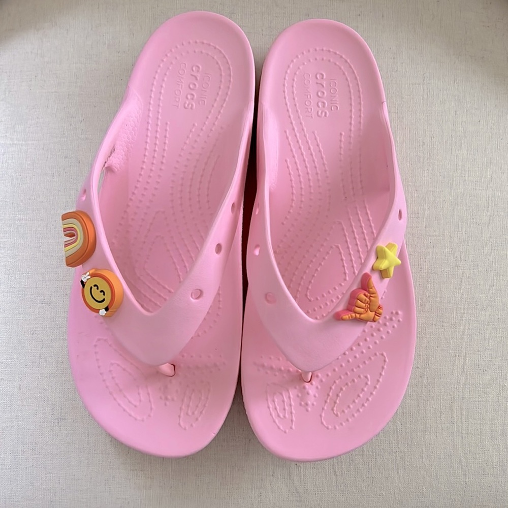 *NWOB* Croc Classic Platform Flip with custom jibbitz